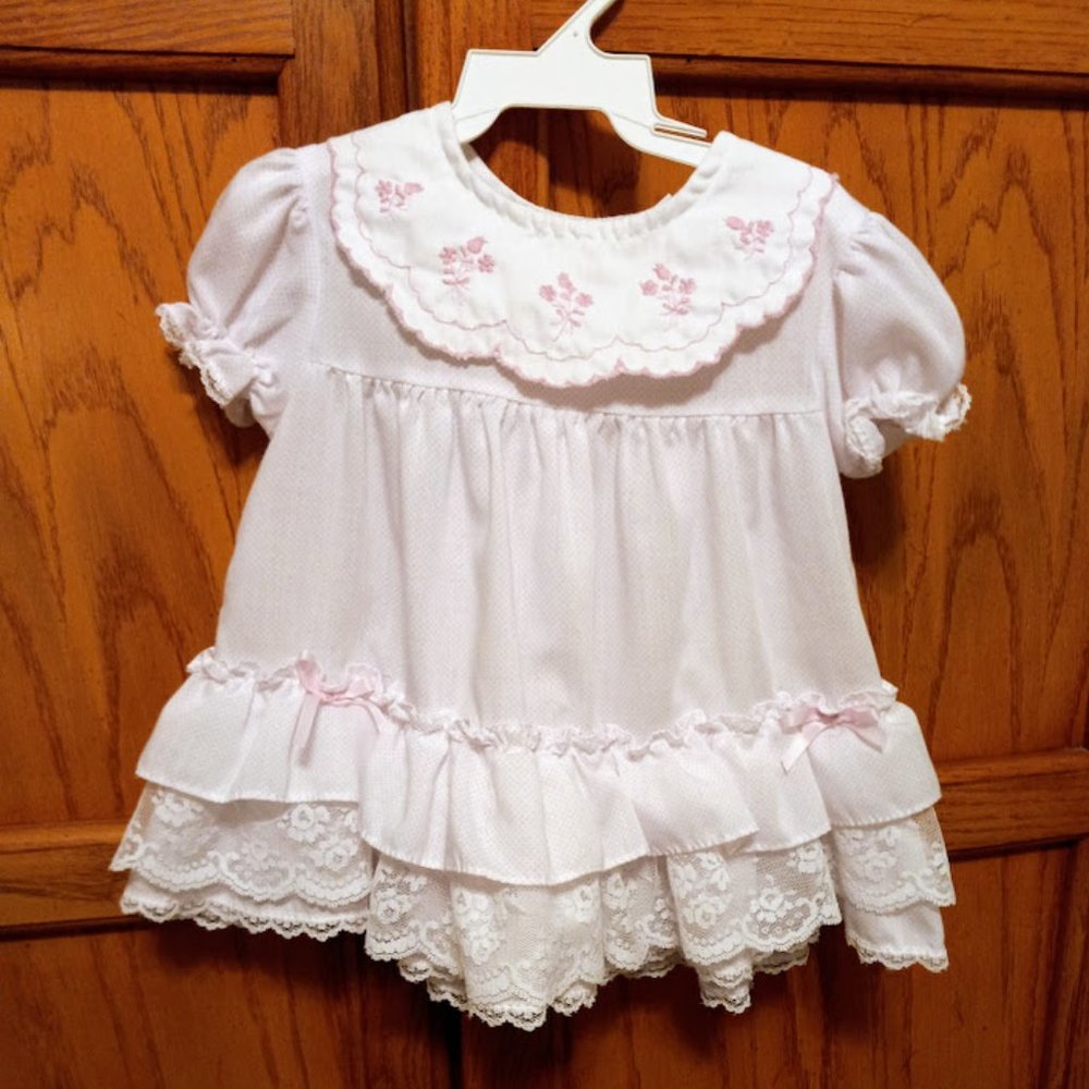 KLL Vintage Dress.  18 months.  White with pastel pink dots.  Embroidered lace!